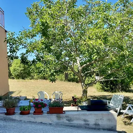 Διαμέρισμα Renatoemilia Spacious With Courtyard *